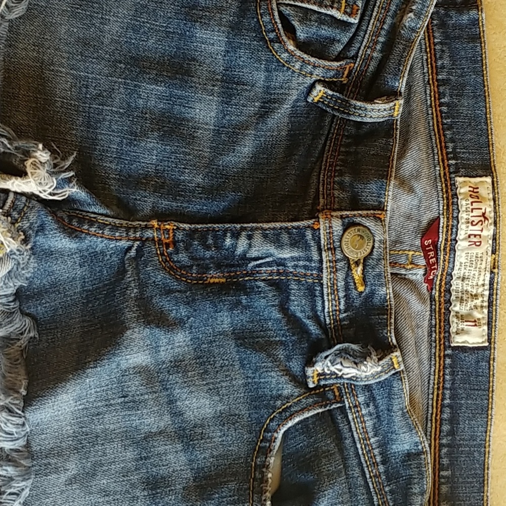 Women's size 11 Hollister shorts